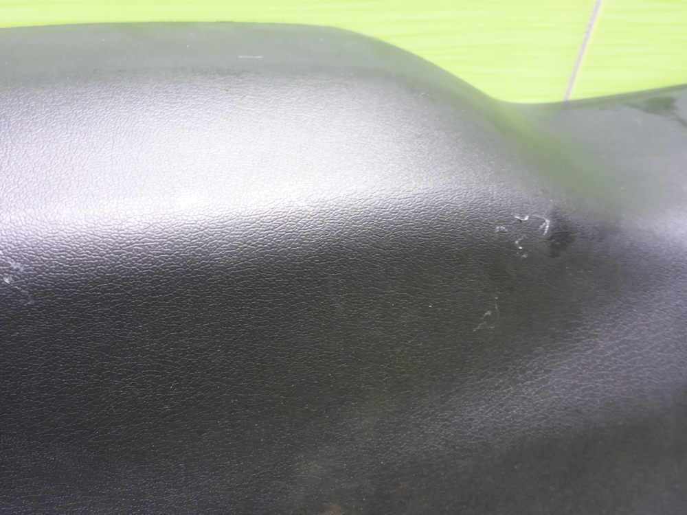 Обшивка двери багажника