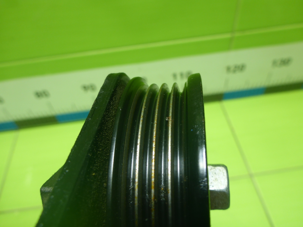 Ролик-натяжитель