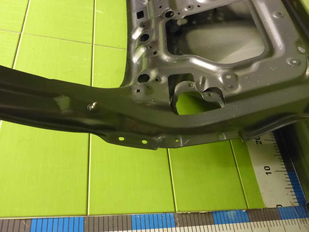 Дверь багажника