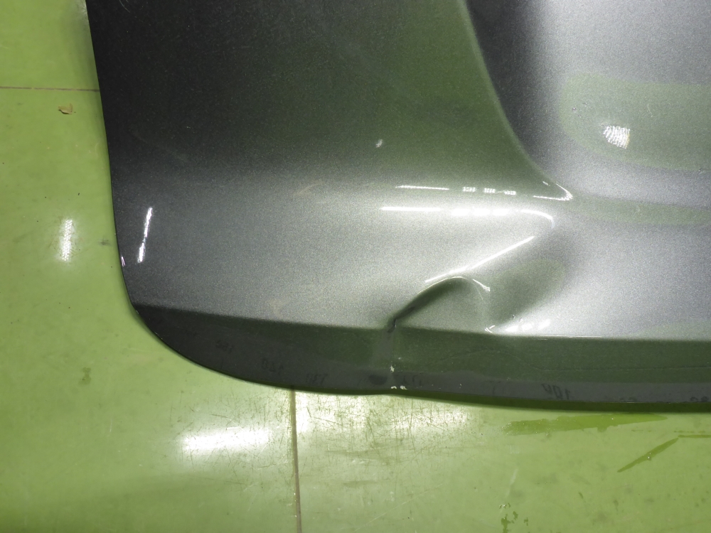 Дверь багажника