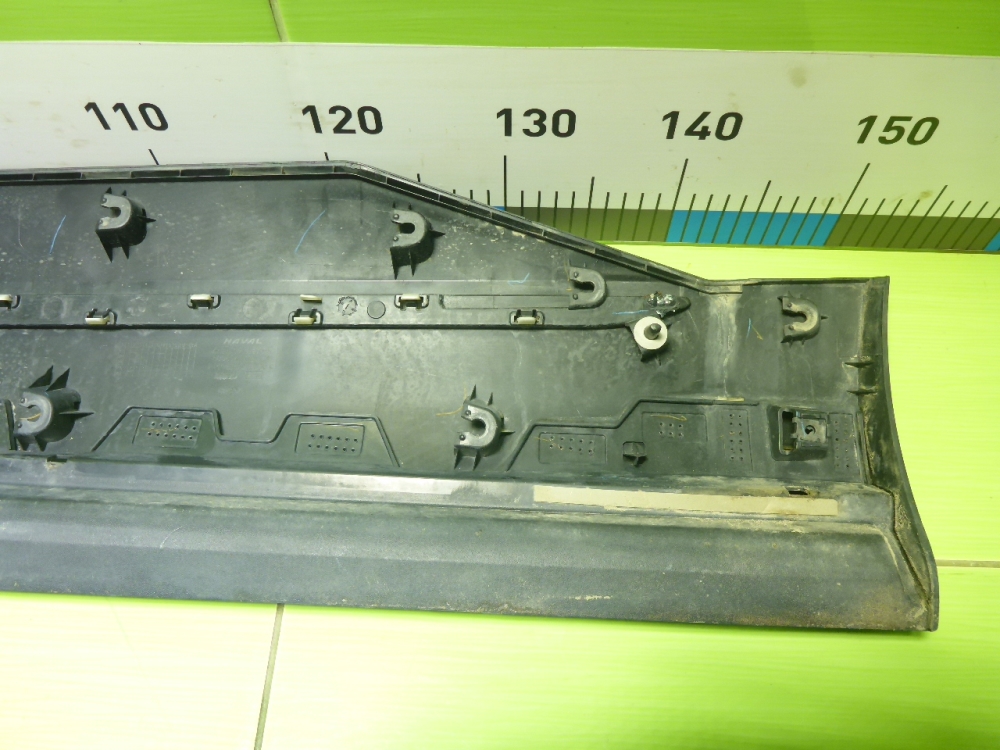 Накладка двери задней правой