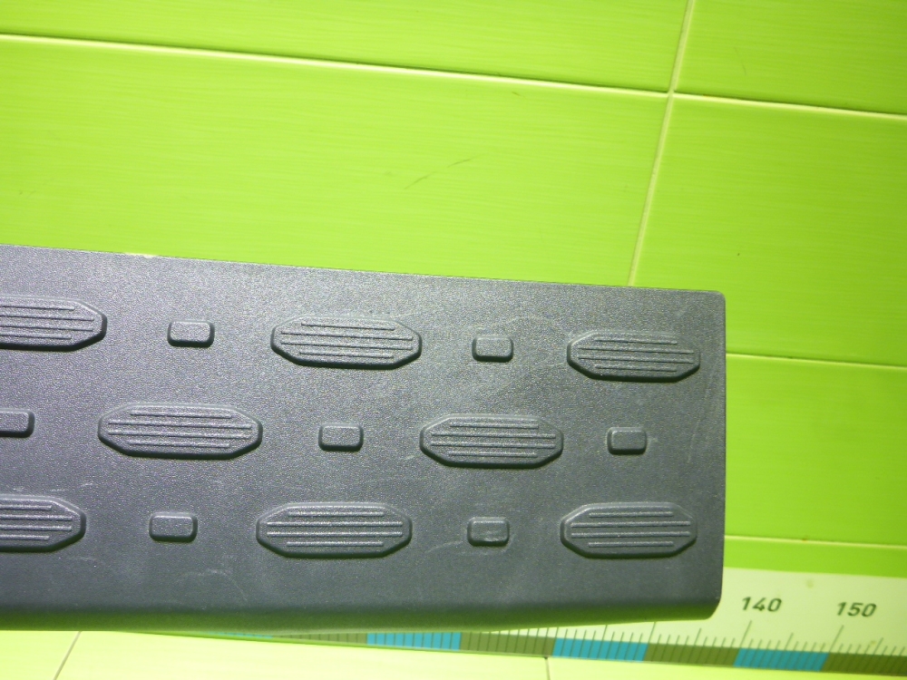 Накладка заднего бампера