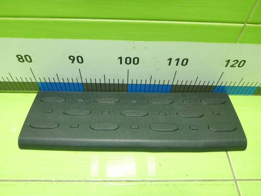 Накладка заднего бампера