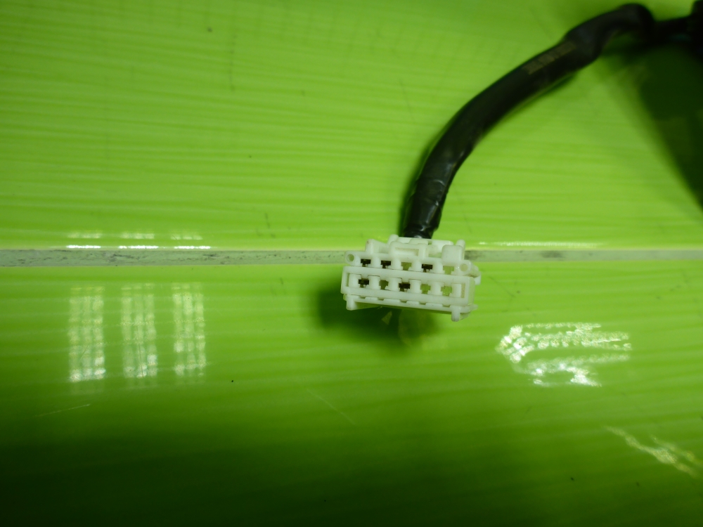 Фонарь задний наружный левый