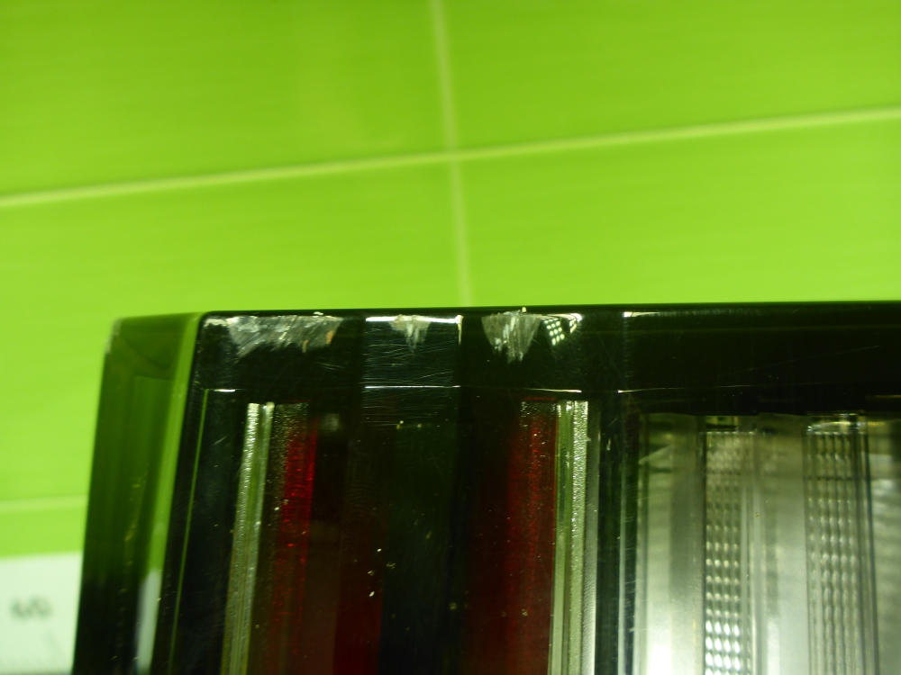 Фонарь задний внутренний правый