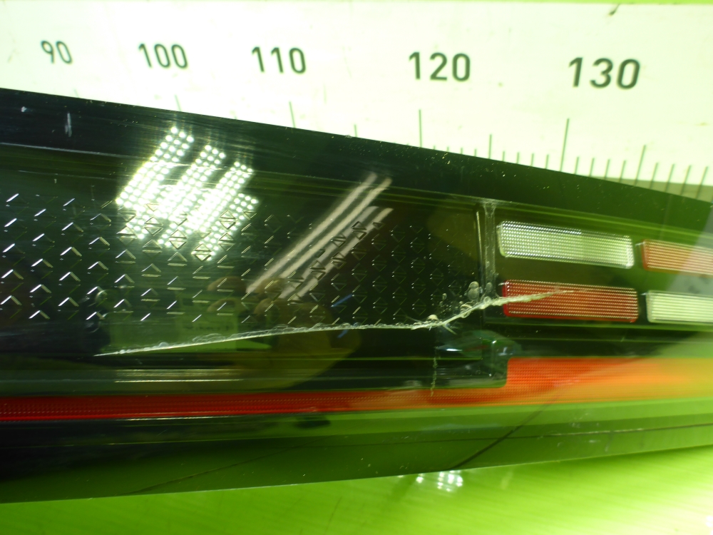 Фонарь задний