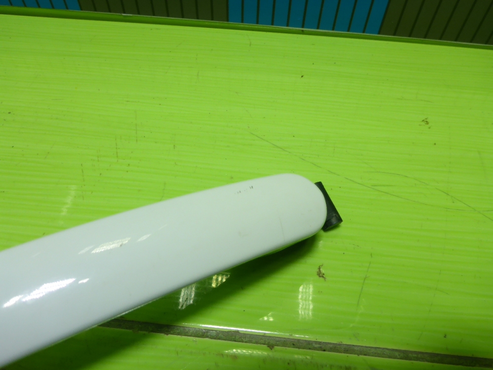 Ручка двери задней наружная левая