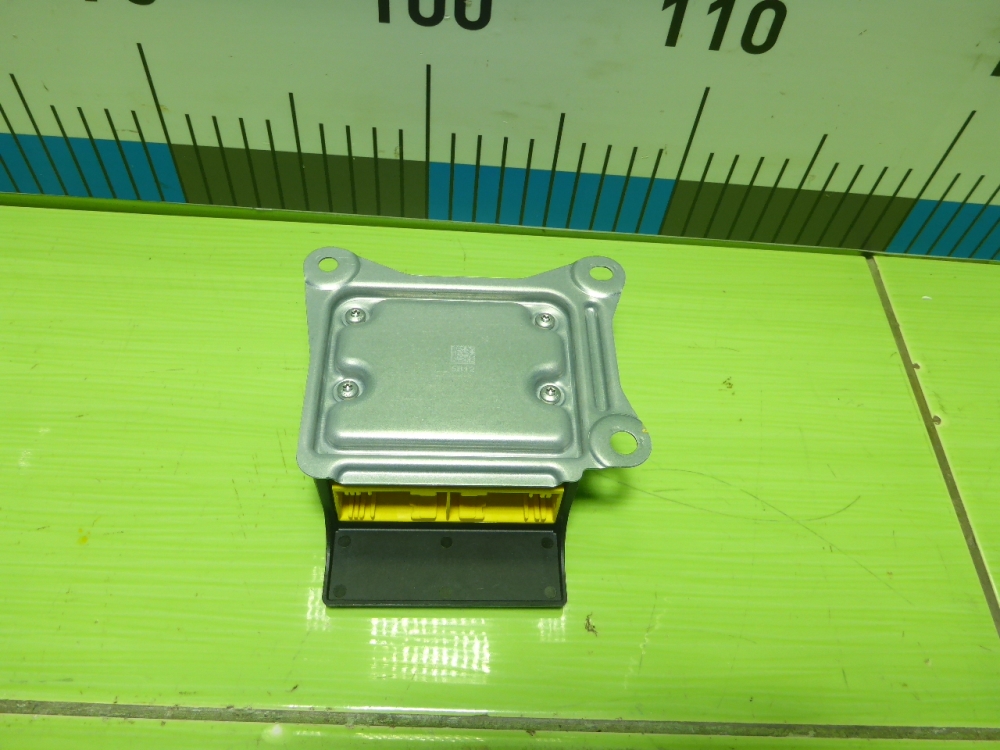 Блок управления подушек безопасности (AIR BAG)