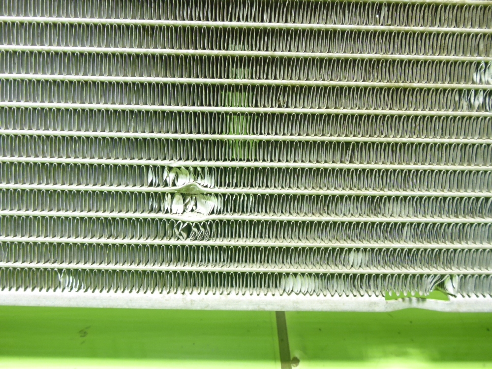 Радиатор охлаждения двигателя дополнительный