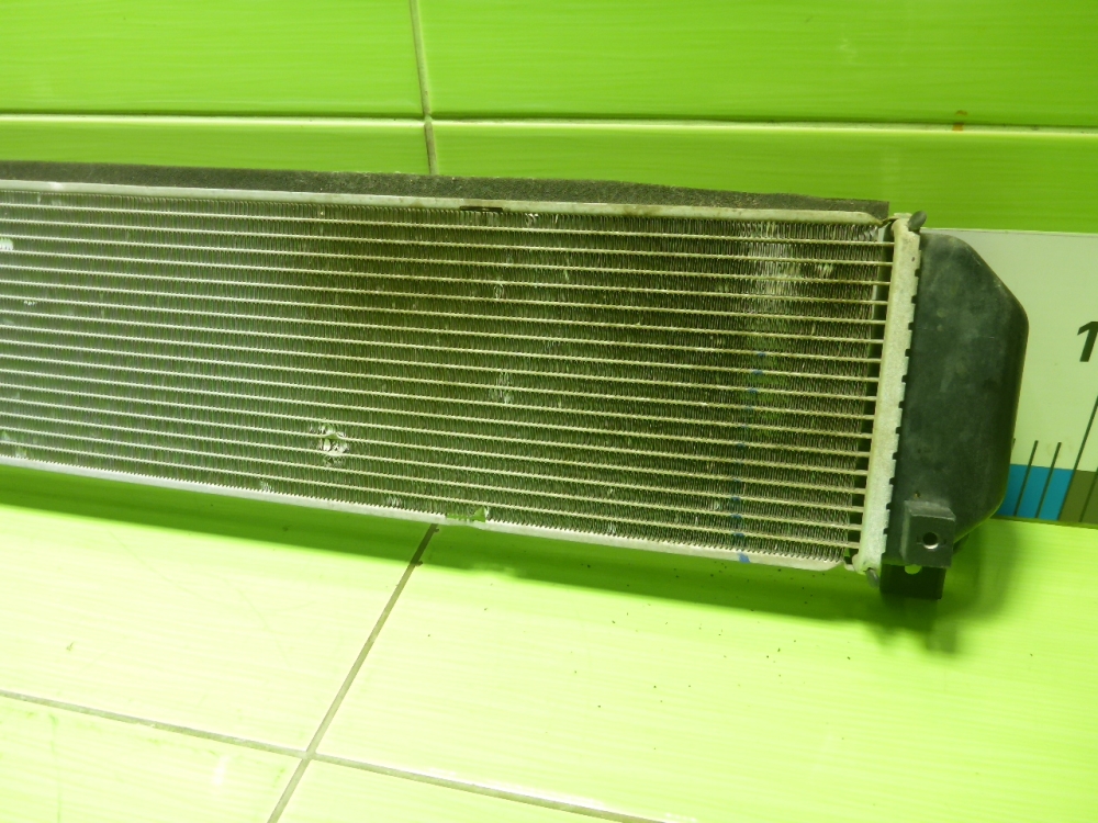 Радиатор охлаждения двигателя дополнительный