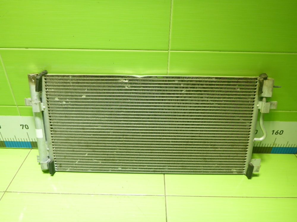 Радиатор кондиционера / конденсер
