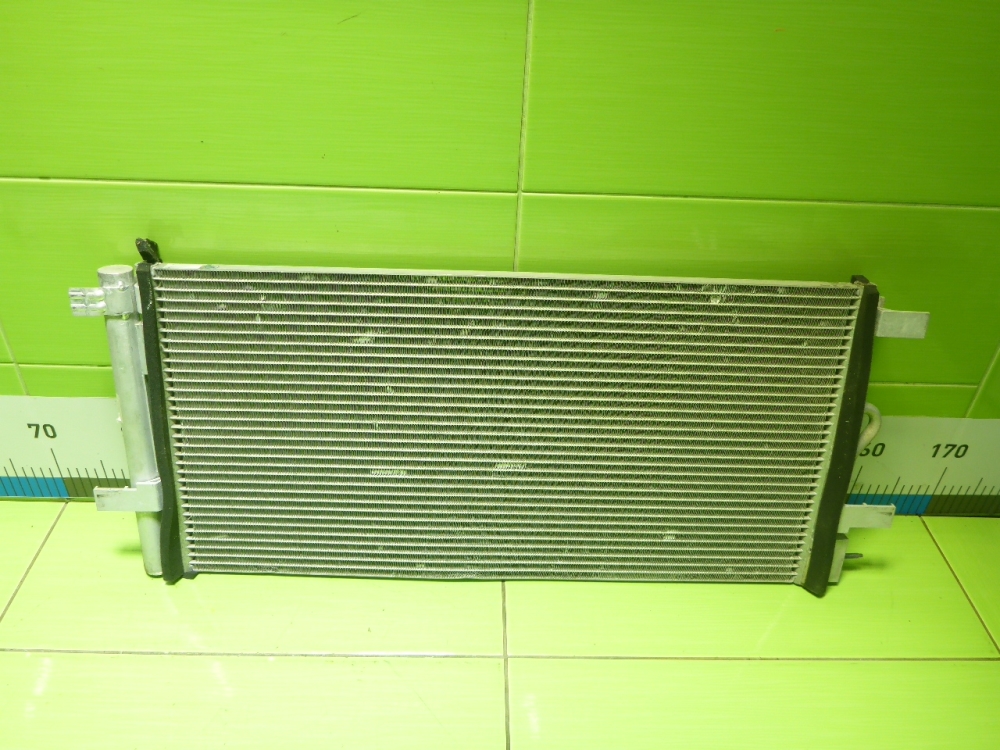 Радиатор кондиционера / конденсер