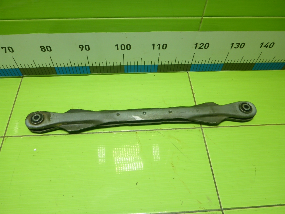 Рычаг задний нижний