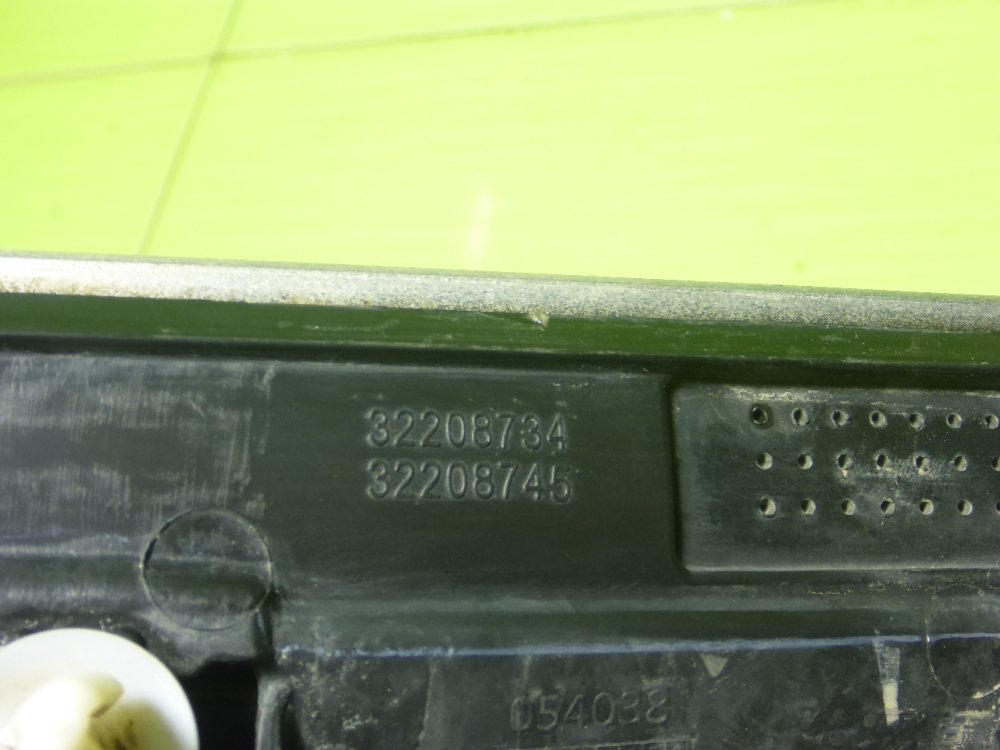 Накладка двери задней правой