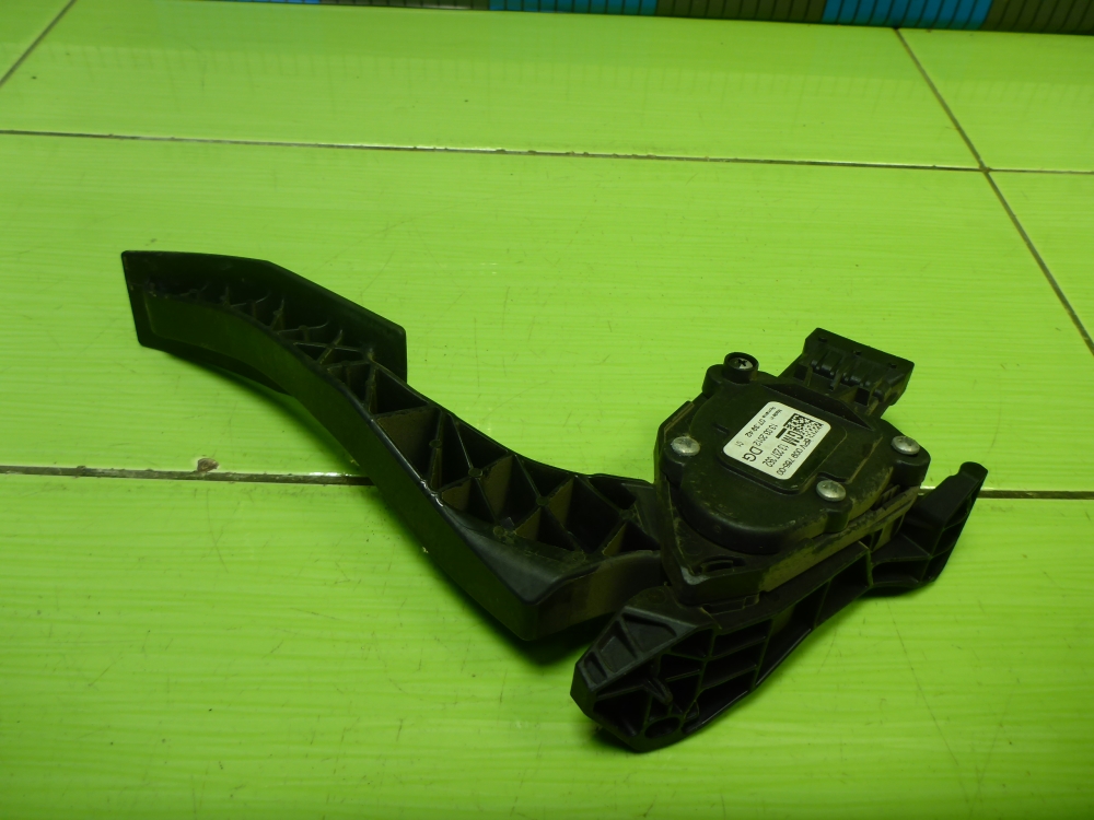 Педаль электронная