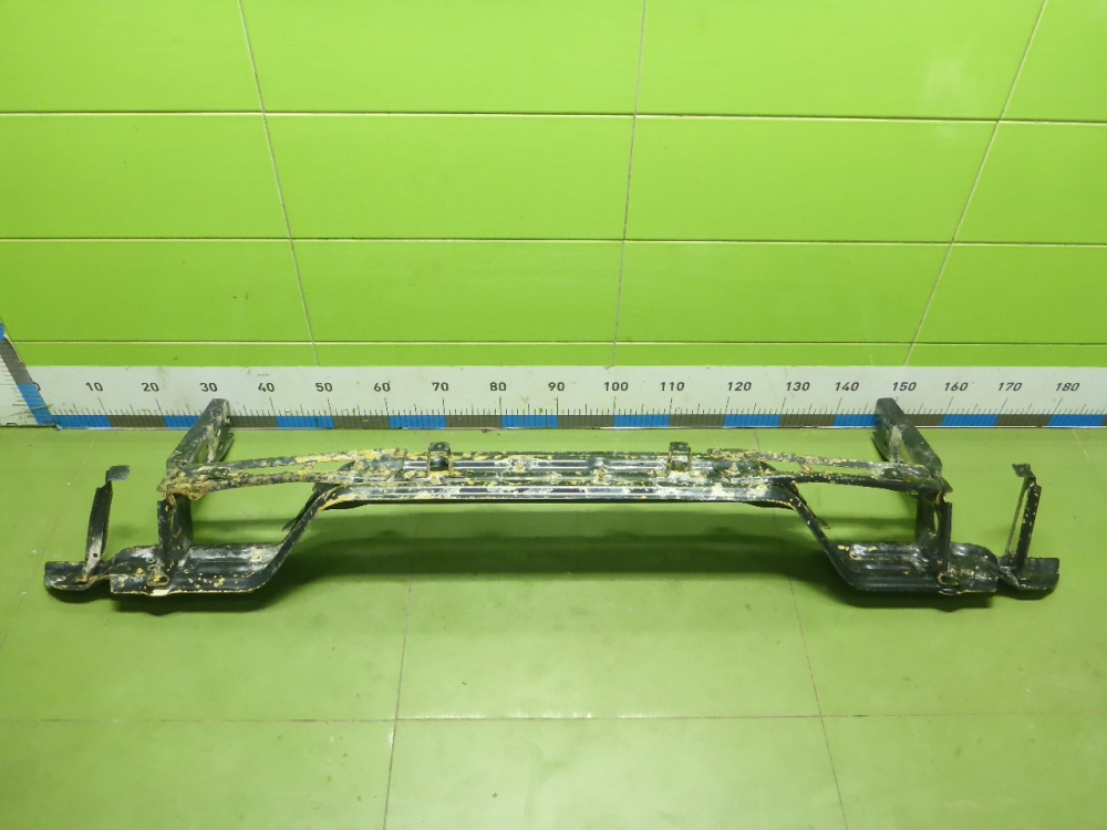 Усилитель заднего бампера