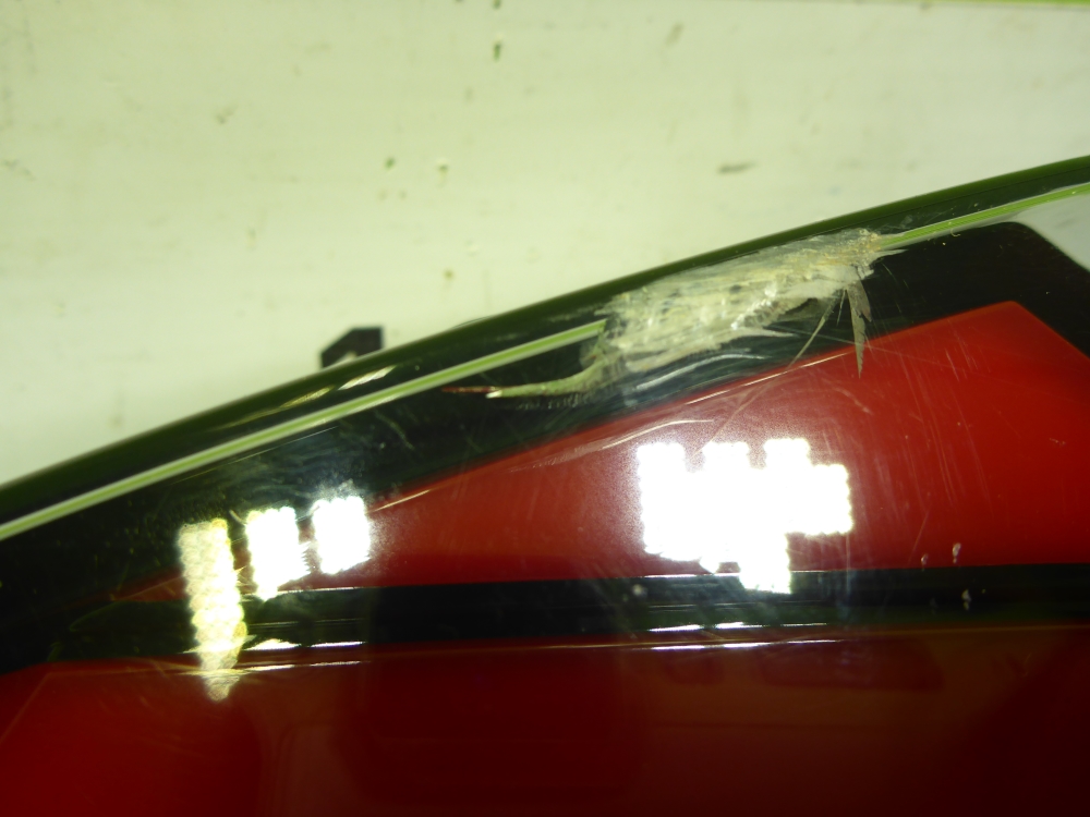 Фонарь задний наружный левый