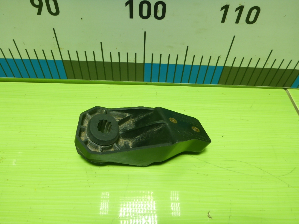 Кронштейн радиатора