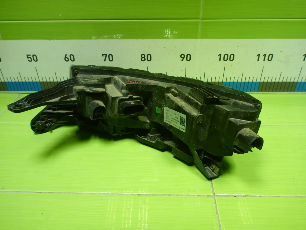 Фара дневного света правая (ходовые огни)