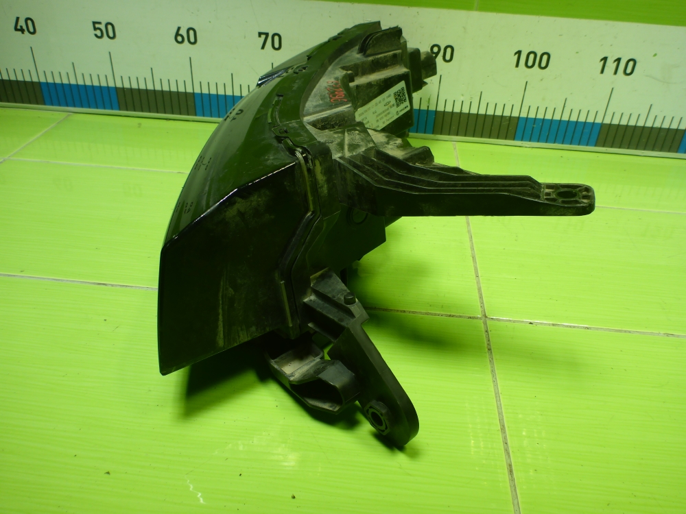 Фара дневного света правая (ходовые огни)