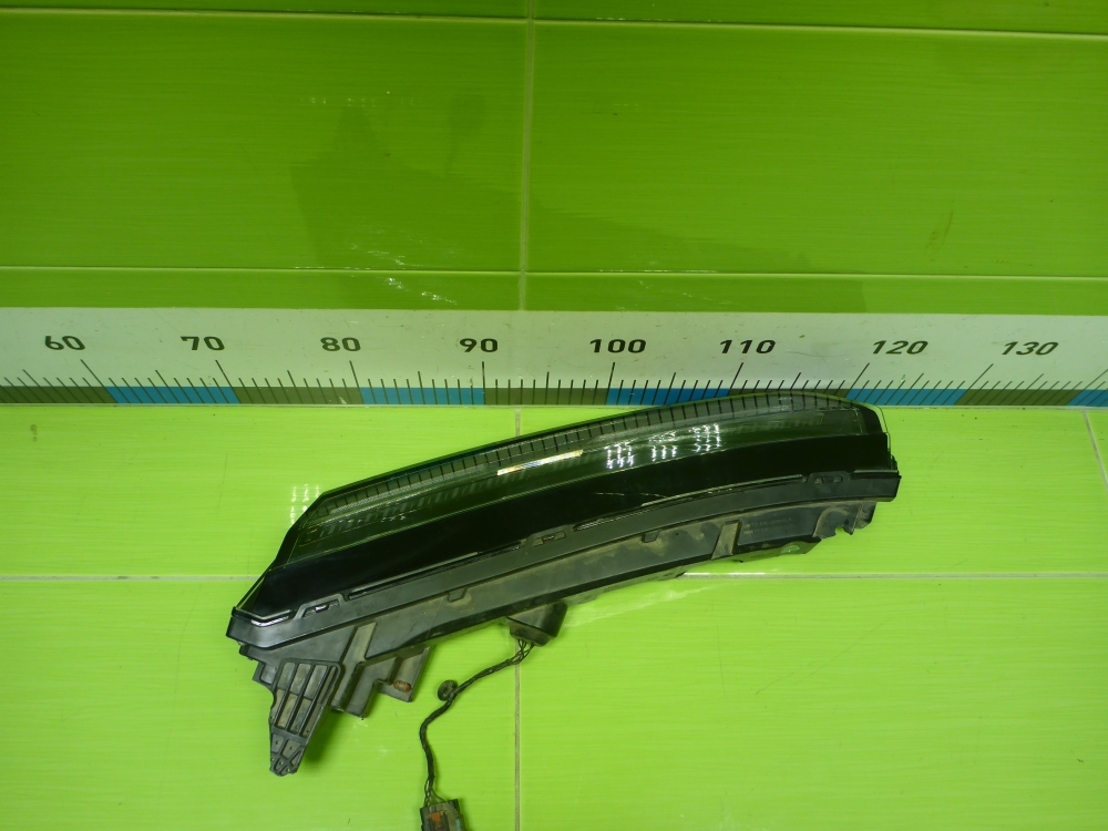 Фара дневного света левая (ходовые огни)