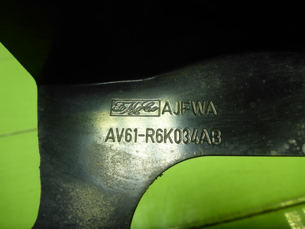 Кронштейн (сопут. товар)