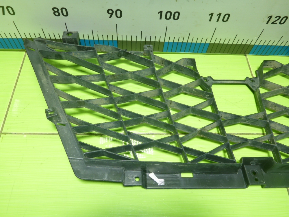 Накладка на решетку радиатора