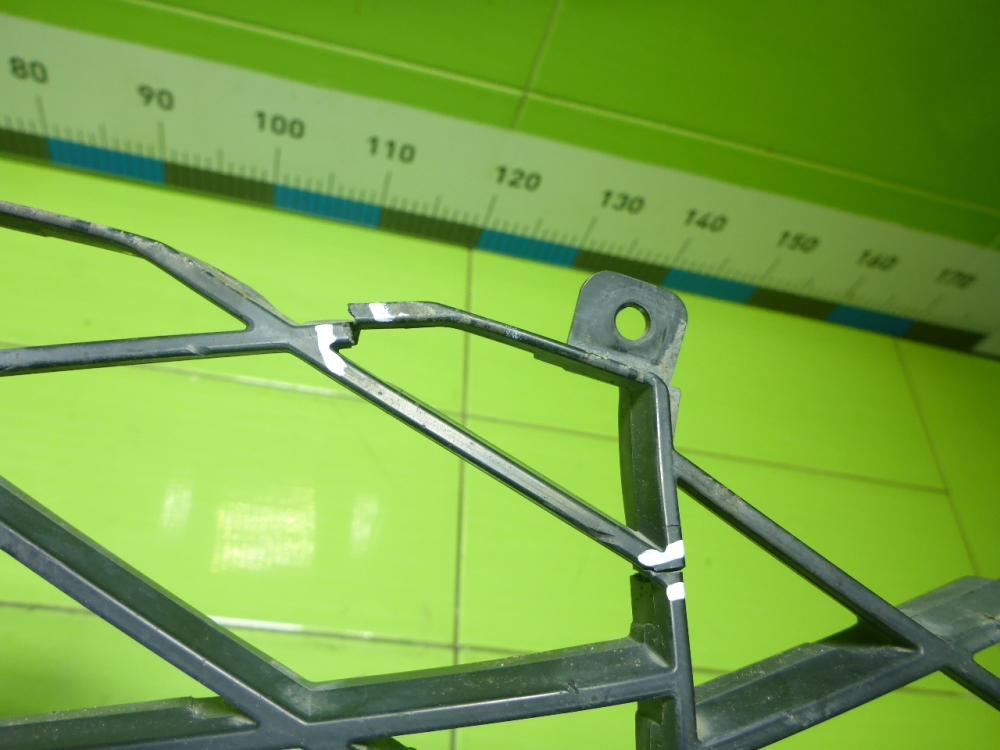 Накладка на решетку радиатора