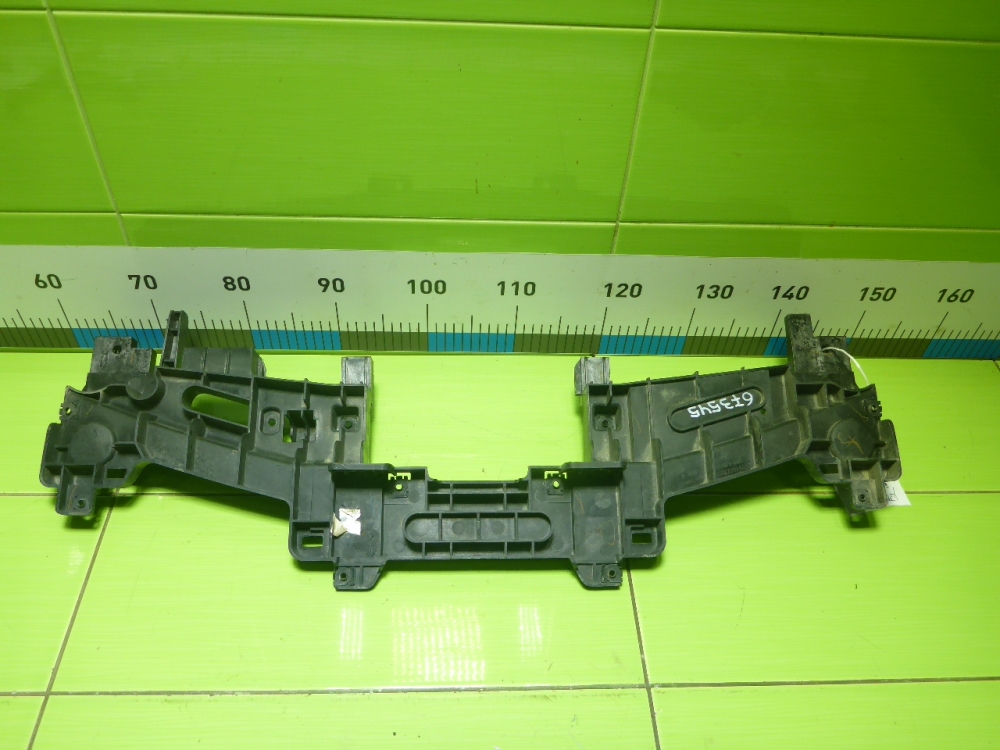 Кронштейн решетки радиатора