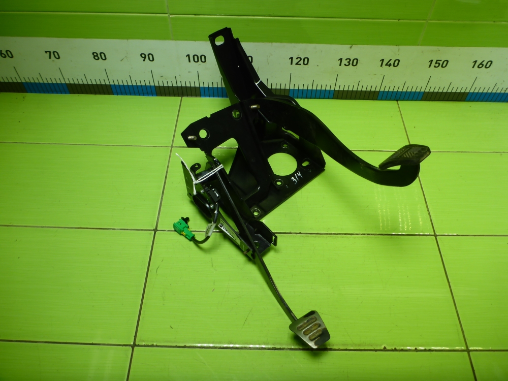 Блок педалей