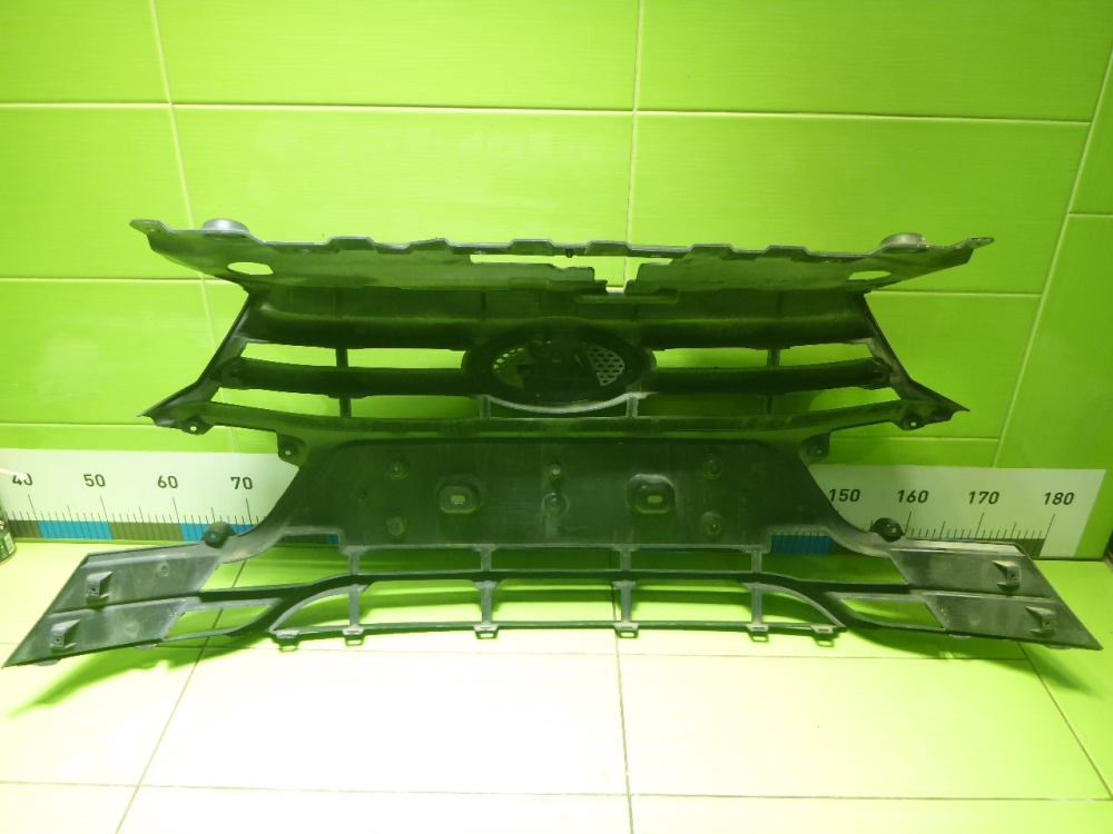 Решетка радиатора