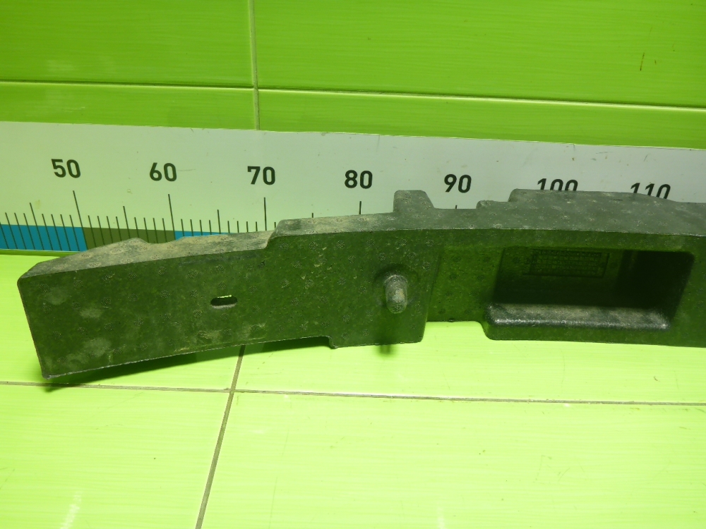 Наполнитель переднего бампера