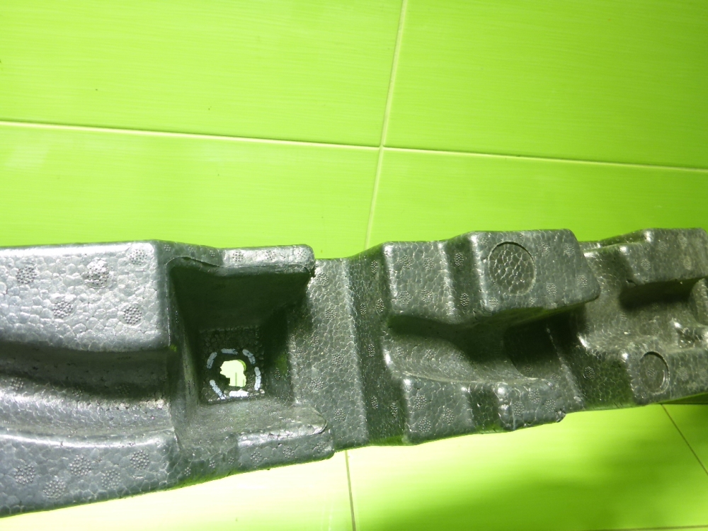 Наполнитель переднего бампера