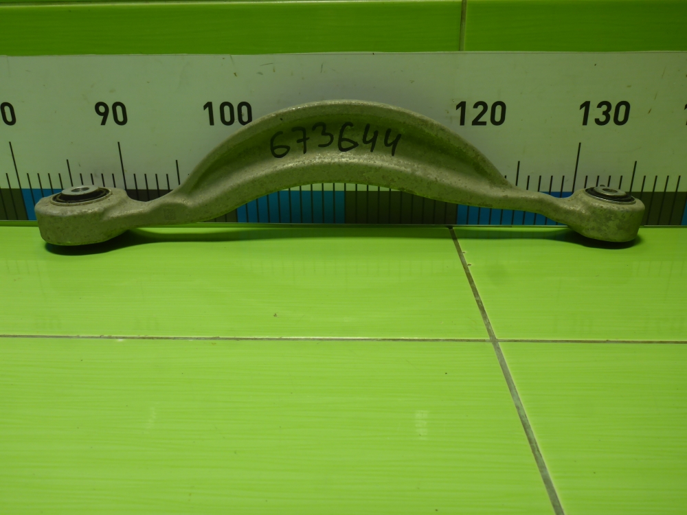 Рычаг задний