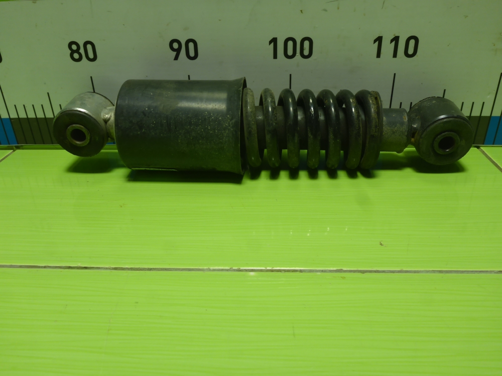 Амортизатор кабины