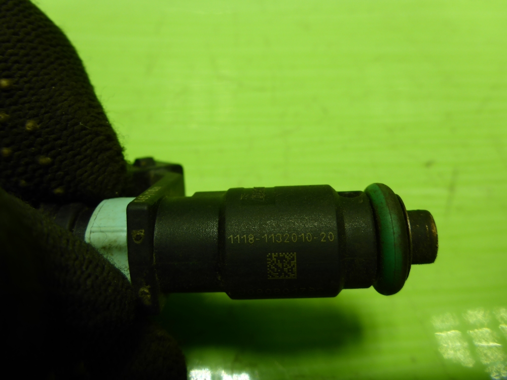 Форсунка инжекторная электрическая