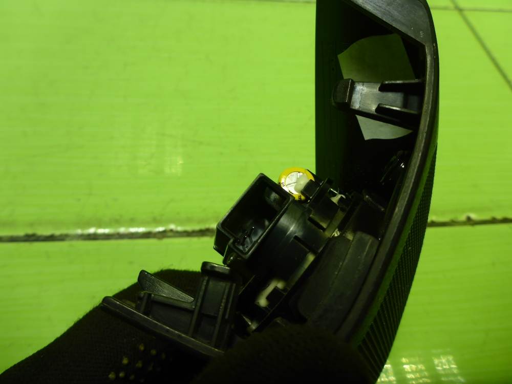 Накладка зеркала правого