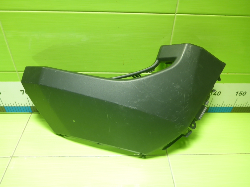 Накладка переднего бампера левая