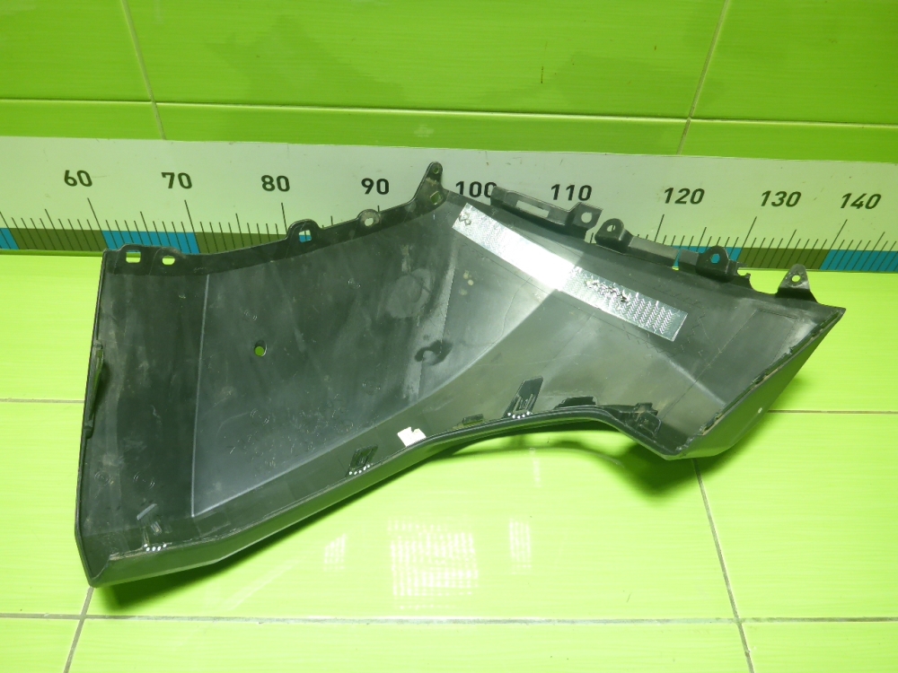 Накладка переднего бампера левая