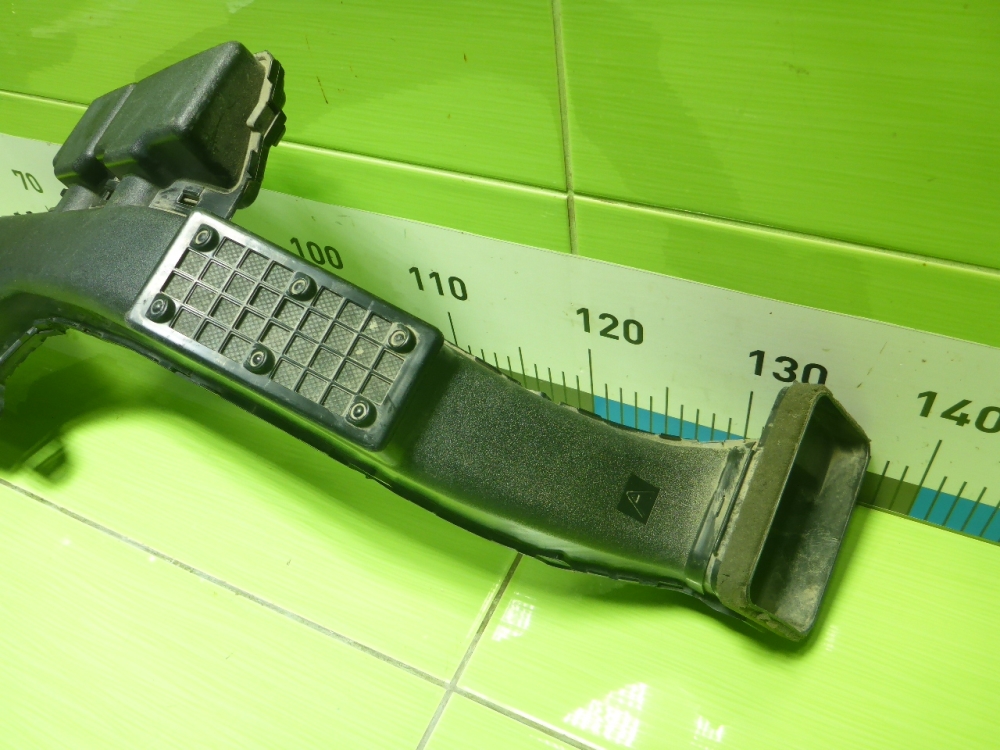 Патрубок воздушного фильтра