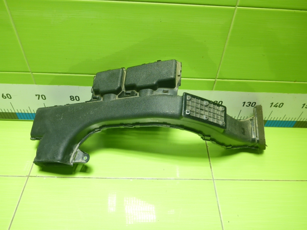 Патрубок воздушного фильтра