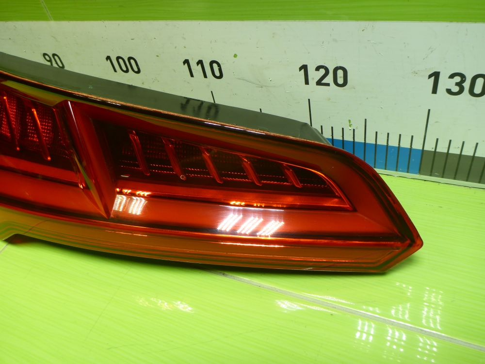 Фонарь задний левый