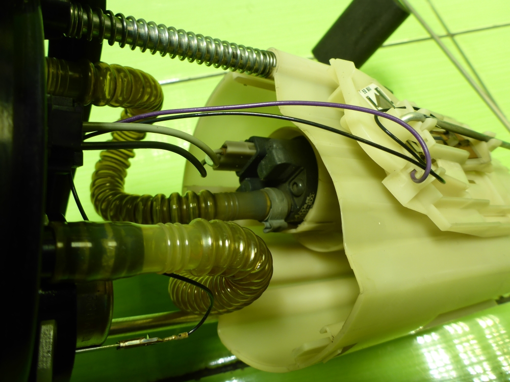 Насос топливный электрический