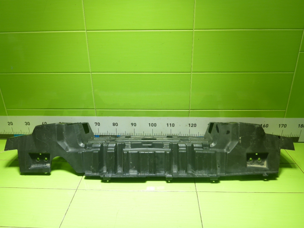 Кронштейн заднего бампера