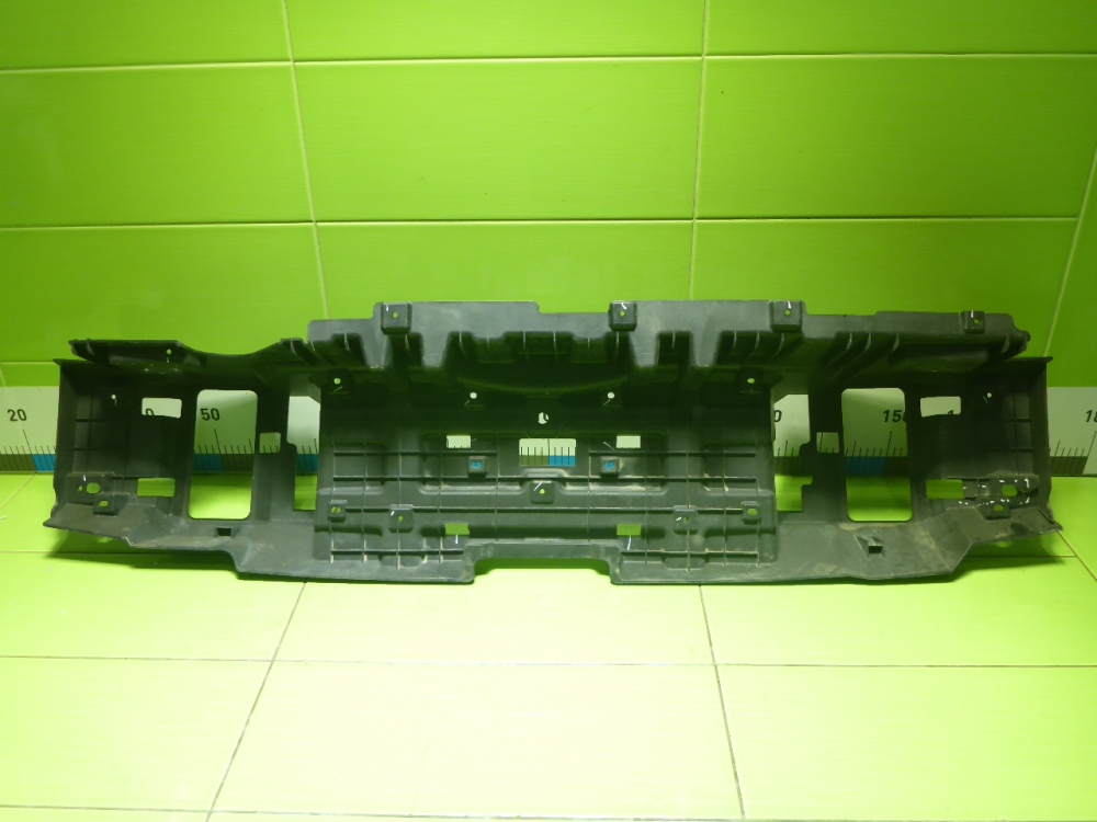 Кронштейн заднего бампера