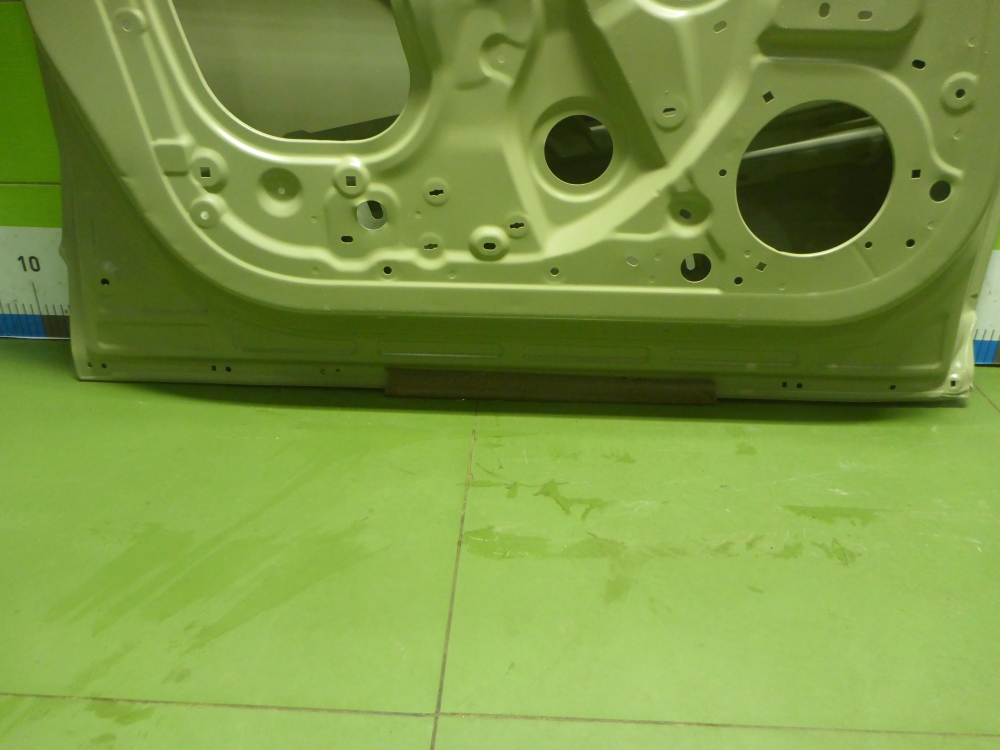 Дверь передняя левая