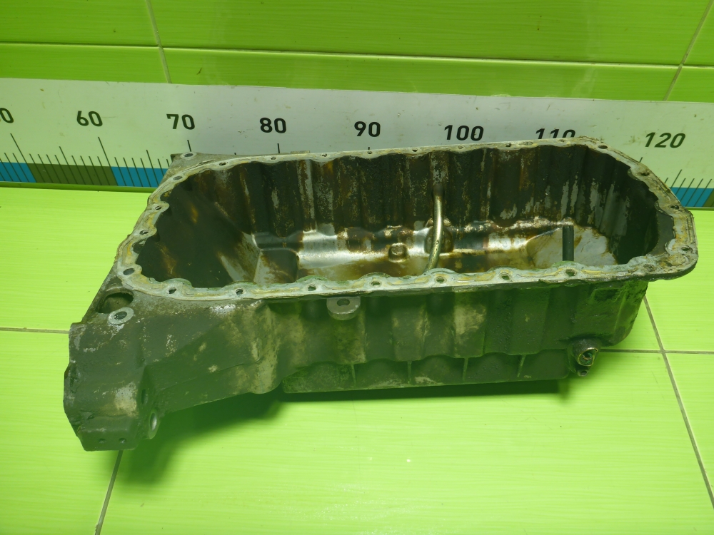 Поддон масляный двигателя (картер)