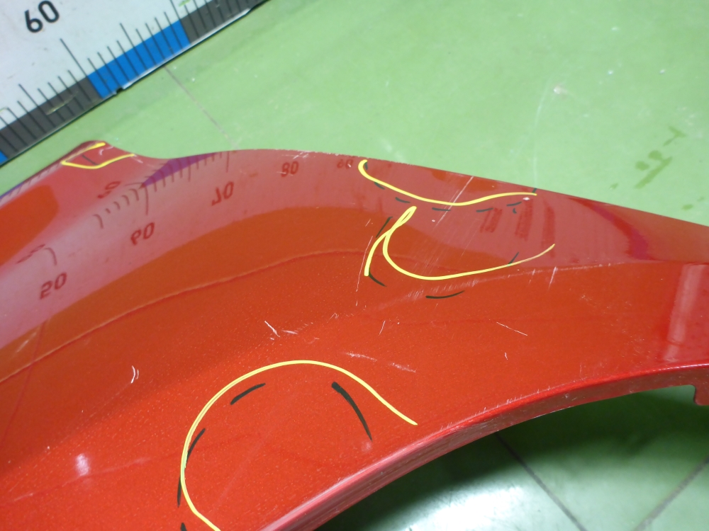 Крыло переднее левое