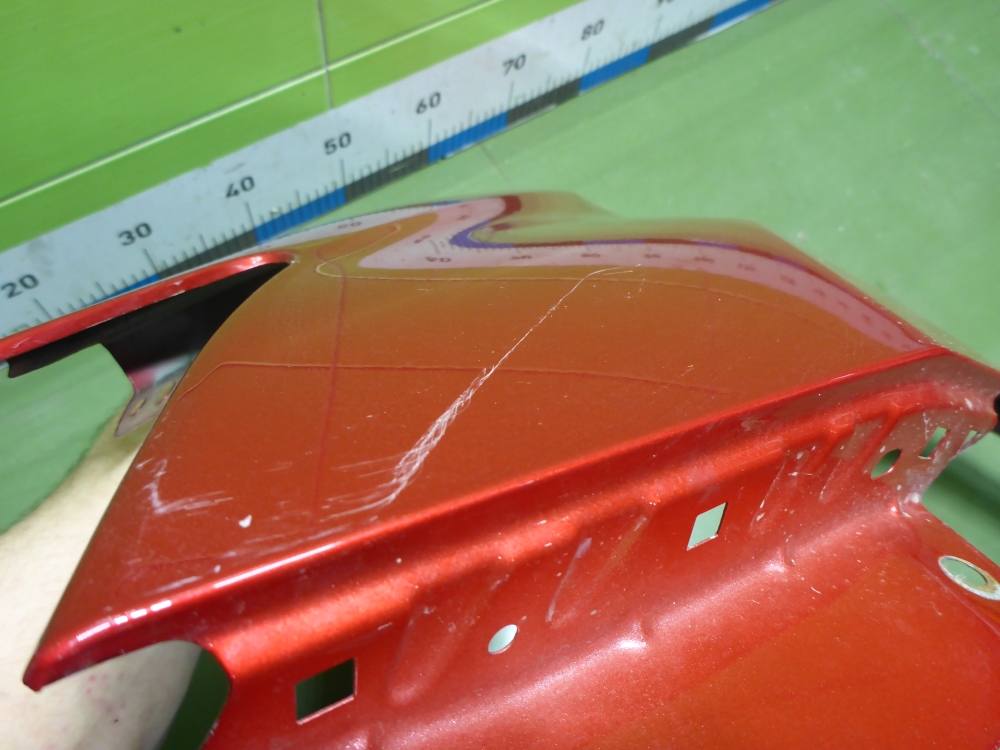 Крыло переднее левое