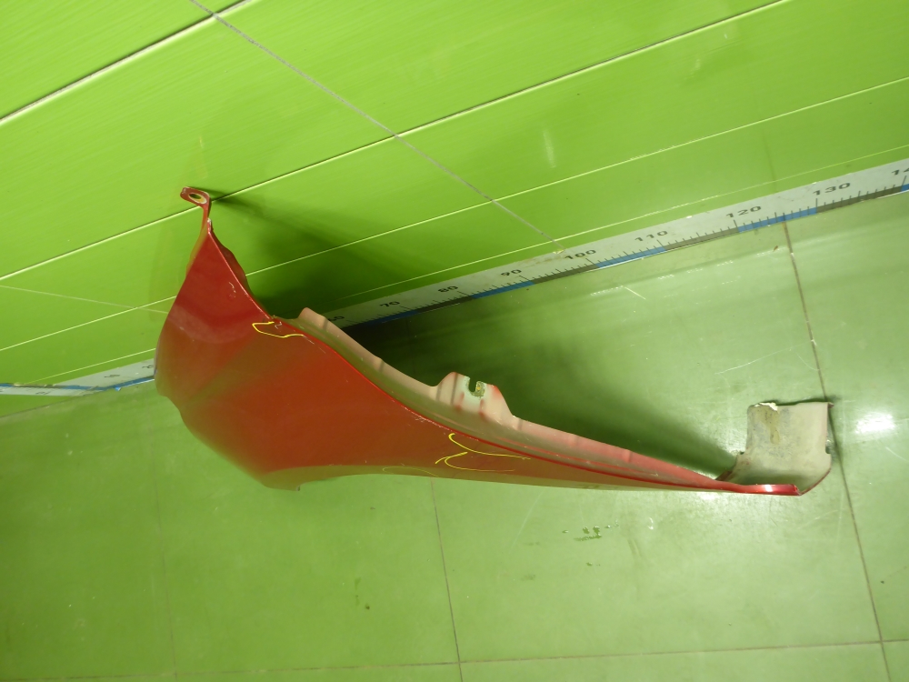 Крыло переднее левое